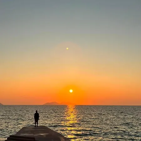 Azure Sea View Escape *